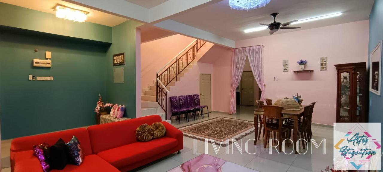 Artsy Staycation Malacca Exteriör bild